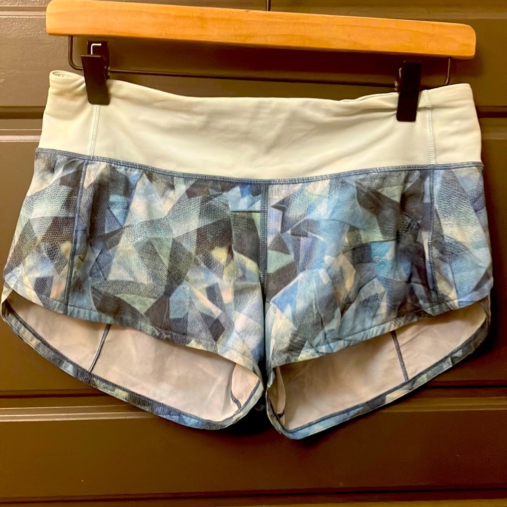 lululemon 2.5 speed up shorts